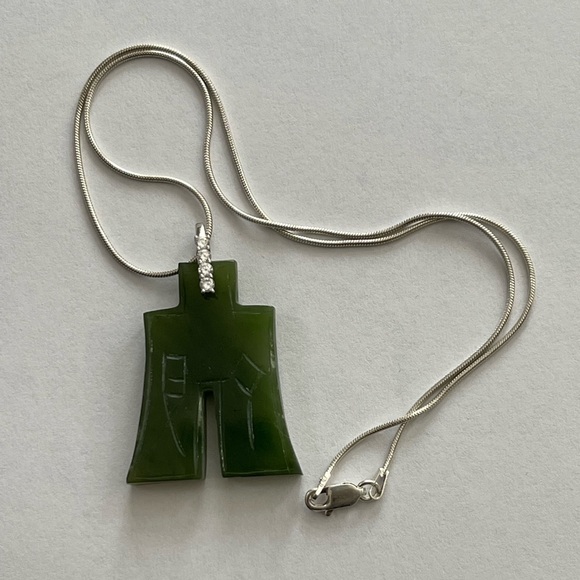 Large hand carved natural nephrite jade cz solid sterling silver pendant & chain - Picture 6 of 9